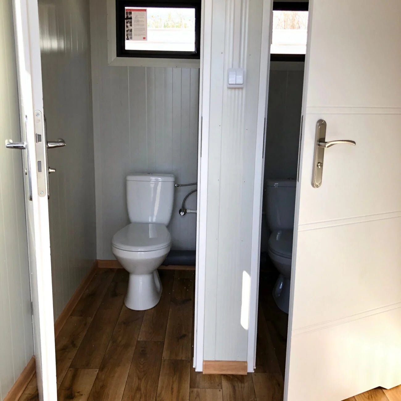 Contenedor de panel sándwich con aseo, 6,00×3,00 - Imagen 13