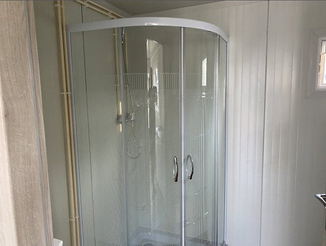 Contenedor 6×2,40m + WC, ducha y cocina - Imagen 7