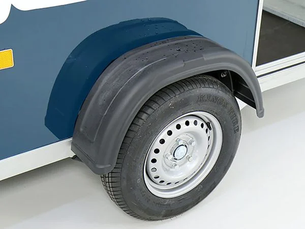 Remorque fermée Debon Cargo 1300 Vollpoly 1300 kg – Remorque cargo aérodynamique 100 km/h - Imagen 8