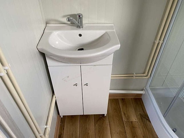 Contenedor 6×2,40m + WC, ducha y cocina - Imagen 5