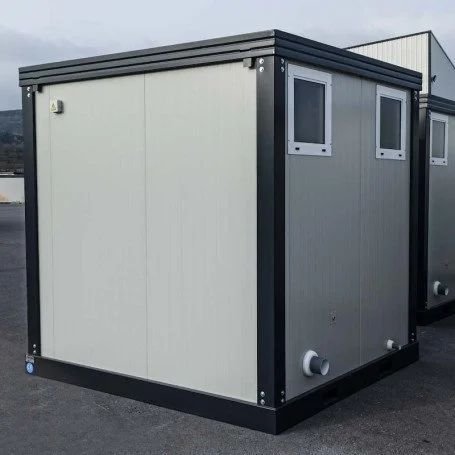 Sanitario SDU con WC, ducha, lavabo y urinario - Imagen 7