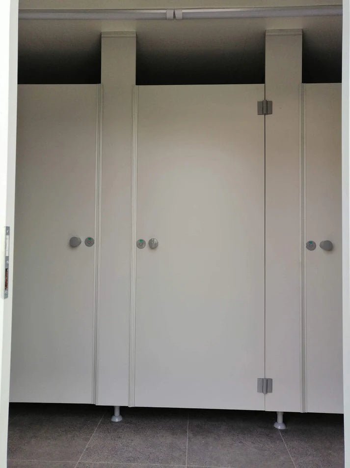 Remolque WC con doble WC 6x2,40 metros. - Imagen 5