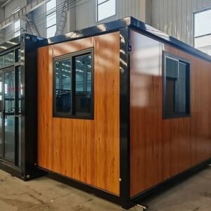 Tiny House aus Holz 36,5 m² – 2 Schlafzimmer, Küche & Bad – Schlüsselfertig & Isoliert